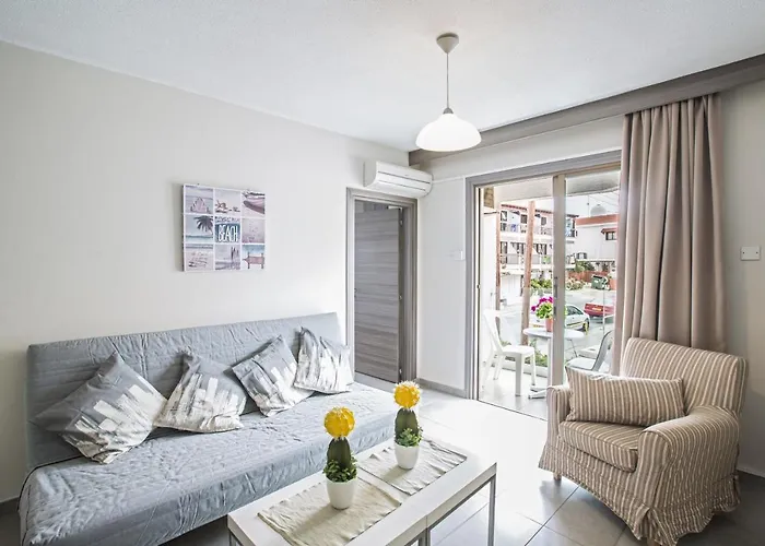 Ayia Napa Holiday Apartment So10